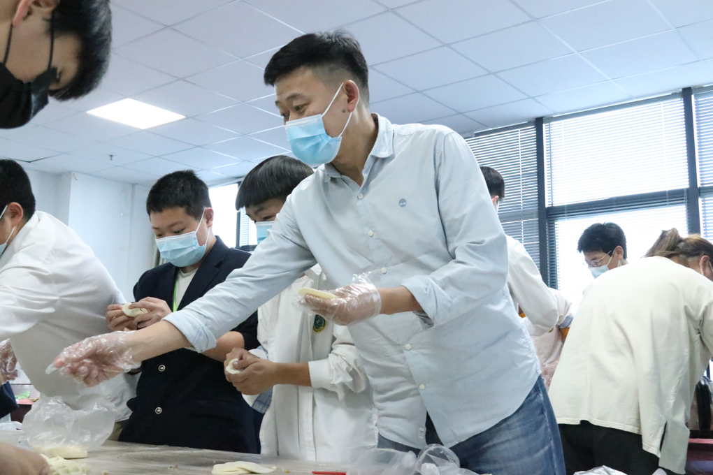 【寻】清明 【忆】清明 【品】清明 ——现代制造系组织开展系列清明节主题教育活动